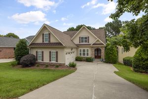 How to Manage a Gutter Replacement on Your Rental Property